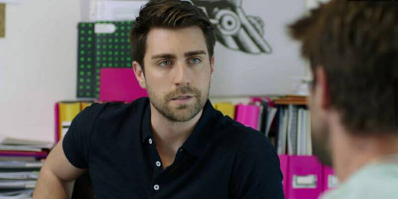 Kerem Kendindeki Değişiklikleri Fark Ediyor