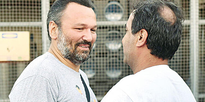 Ali Sunal'a Duygulandıran Sürpriz...