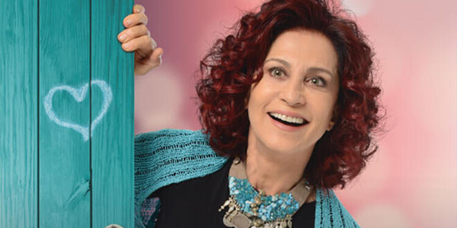 Betül Arım Kimdir?