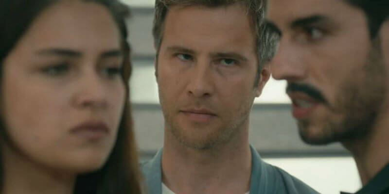 Ceylan Ömer'e Restini Çekiyor