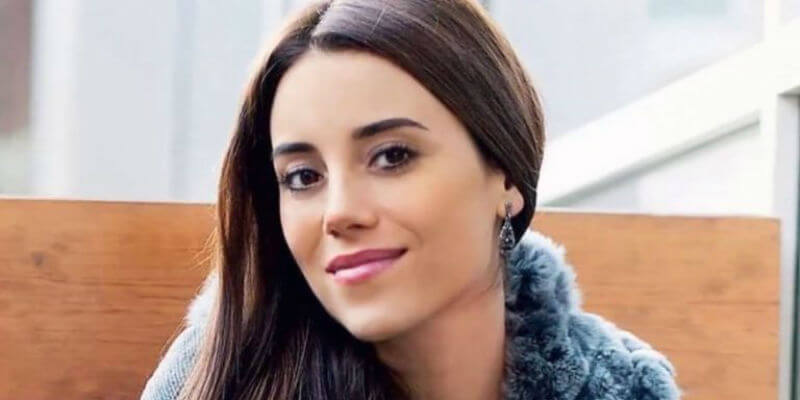 Cansu Dere'nin Ayrılık Kararı Şok Etkisi Yarattı