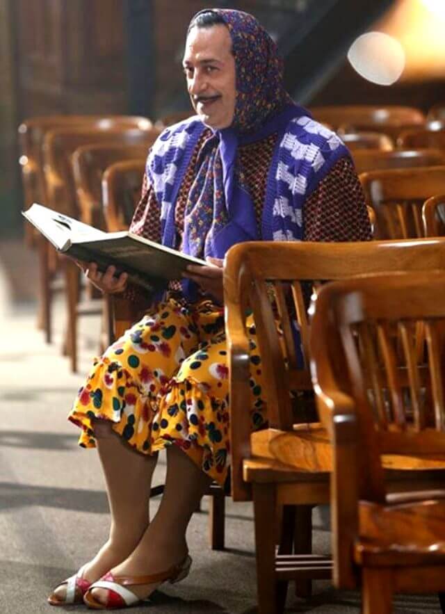 Tesettürlüleri otele aldırmadığı iddia edilen Cem Yılmaz