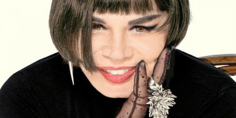 Sezen Aksu, Babasının Cenazesinde Ezanı Kimden Okumasını İstedi