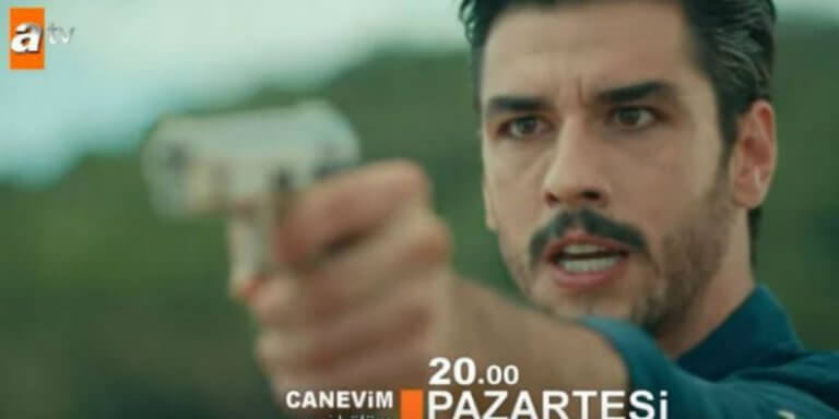 Ömer Taylan'a Silah Çekiyor