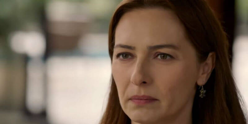 Ümran Yıldırım'ın Başında Gözyaşı Döküyor