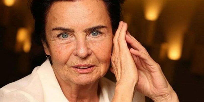 Fatma Girik'den Kötü Haber! Hastaneye Kaldırıldı..