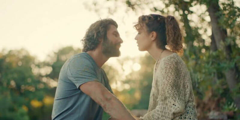 Suna Hayalindeki Adamı Anlatıyor