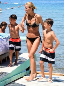 çağla şikel frikik 