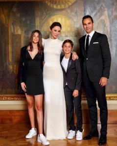 demet şener cenk küpeli 