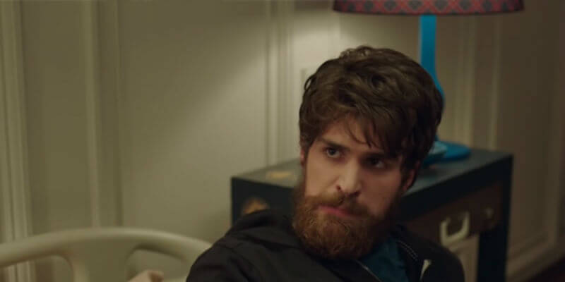 Nedim Alevler Arasında Kalıyor