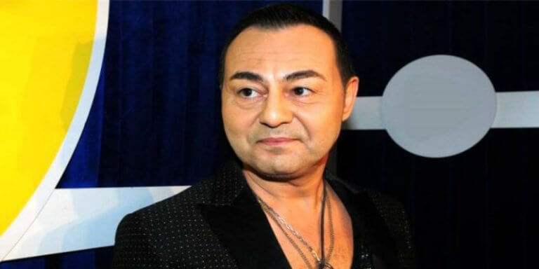 Serdar Ortaç Aşka Yelken mi Açtı..