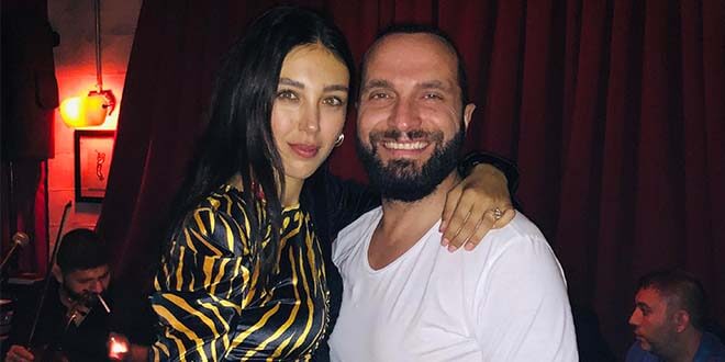Berkay'dan Eşine Sürpriz Doğum Günü!