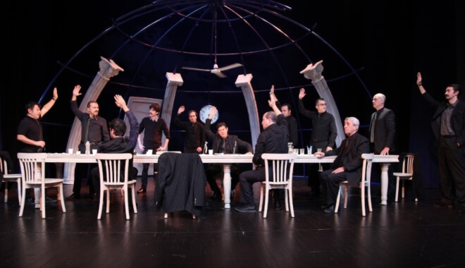 On İki Öfkeli Adam