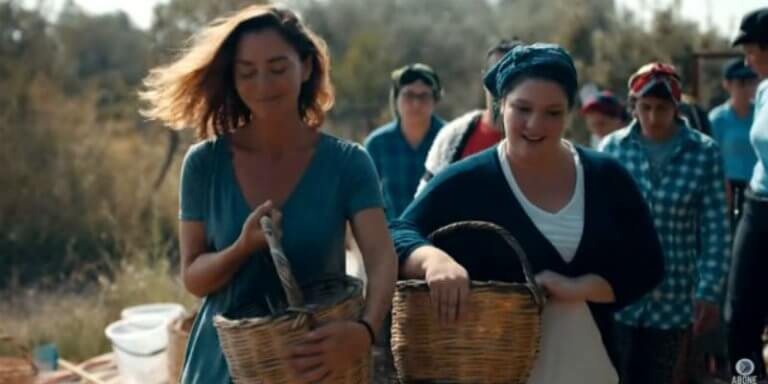 Sevgili Geçmiş 2. Bölüm Ön İzleme Yayında! Cahide Kızlarını Koruyabilecek Mi?