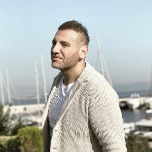 Ünlü iş adamı ve şarkıcı Mr.Jade oyunculuk için teklif yağıyor