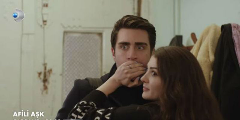 Kerem ile Ayşe Gizli Gizli Buluşuyor