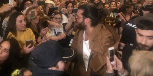 Çok Güzel Hareketler 2'den Can Yaman’a Gönderme!