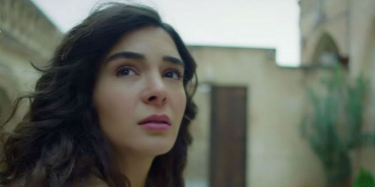 Hercai 24. Bölüm 1. Fragmanı Yayında! Reyyan Yine Azize’nin Tuzağına Düşüyor!