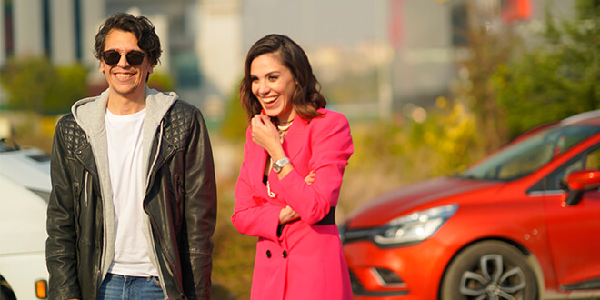 Ersay Üner'den Bir Günde İki Klip!