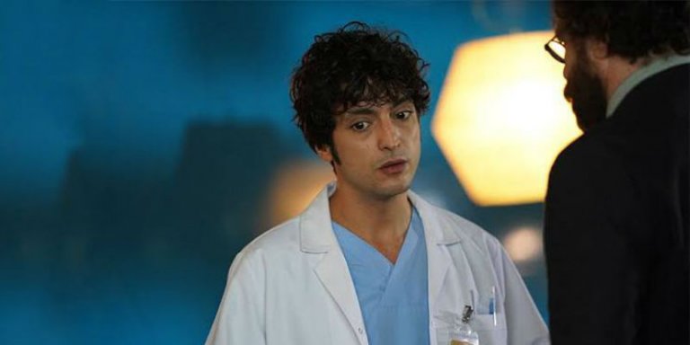 Mucize Doktor 14. Bölüm 2. Fragmanı Yayında! Ali Sorduğu Soruyla Adil Hocayı Şaşırtıyor!