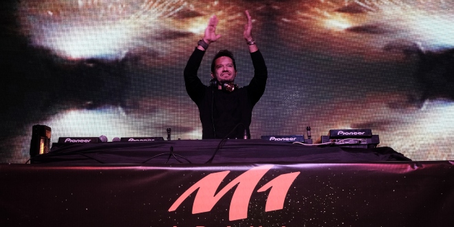 Ozan Doğulu'dan Adana Türküsü