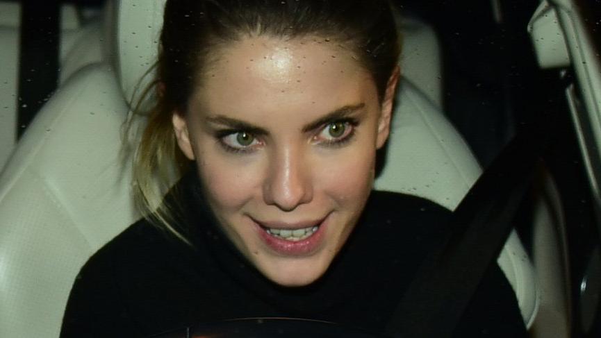 Eda Ece’den Örnek Davranış!