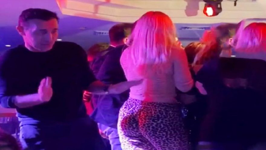 Aleyna Tilki, Mustafa Sandal'ın El Hareketleri Hakkında Konuştu!