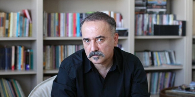 Murathan Mungan Kimdir?