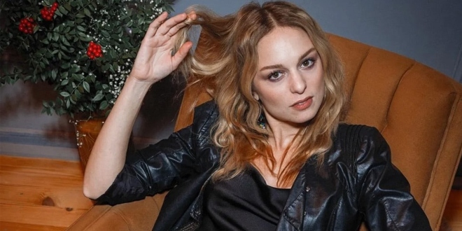 Nilperi Şahinkaya: Yeni Partnerim Kerem Bürsin