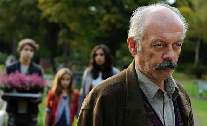 Vedat Erincin Kimdir? Vedat Erincin kaç yaşında ? Vedat Erincin aldığı roller nelerdir? Vedat Erincin aslen nereli? Vedat Erincin hangi burç?