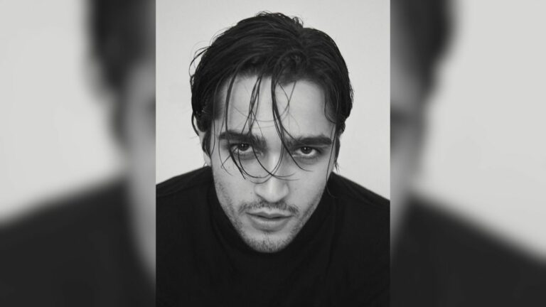 Mert Ramazan Demir Kimdir?