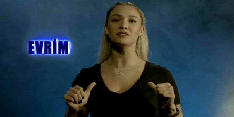 Açlığa Dayanamayan Survivor Yarışmacısı Evrim Keklik Gözyaşlarına Boğuldu