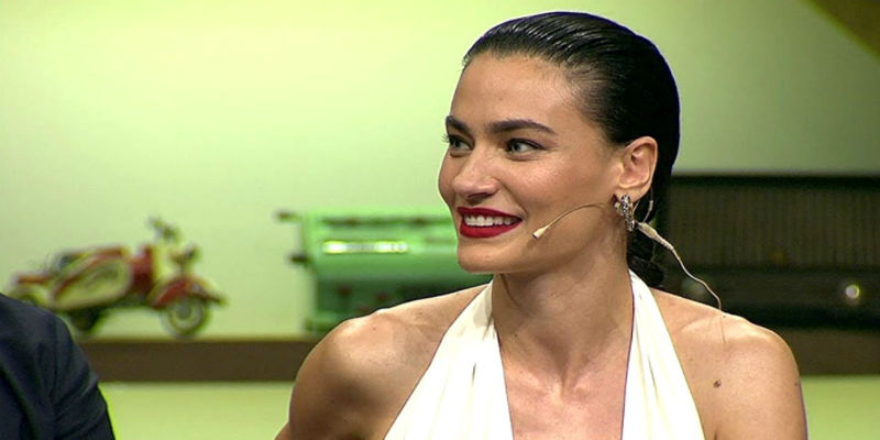 Oyuncu Saadet Işıl Aksoy Anne Oldu..