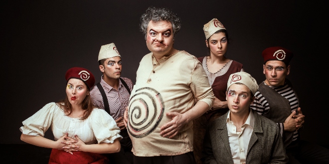 Çağlar Çorumlu'nun 'Übü Hep Übü' Oyunu Prömiyer Yaptı