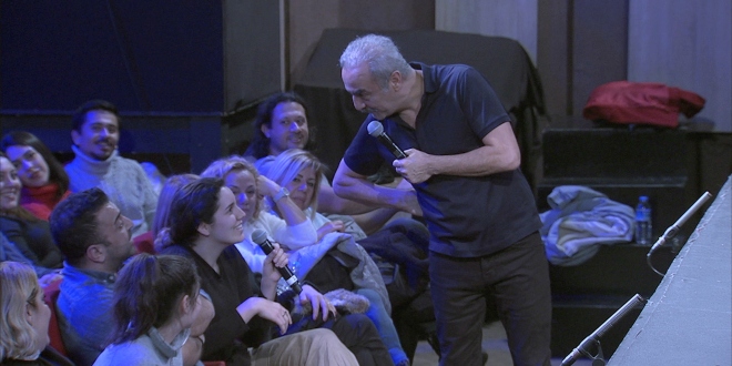 Çok Güzel Hareketler 2'de Bu Kez İzleyici Güldürdü!