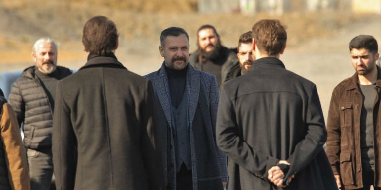 Çukur 3. Sezon 23. Bölüm Fragmanı Yayınlandı Mı? Yamaç Çağatay’ın Müttefiki Olmayı Kabul Ediyor!
