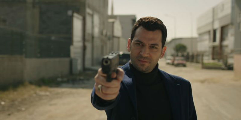 Ramo Süleyman'ı Köşeye Sıkıştırıyor