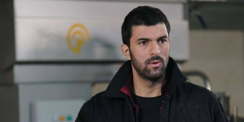 Sancar Akın'ın Peşine Düşüyor