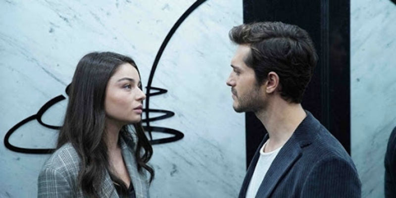 Ayaz Firuze'nin Evlendiğini Öğrenince Şok Oluyor