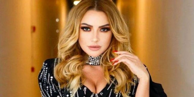 Dünya Kadınlar Günü’nde Hadise’den Tanıtım Videosu!..