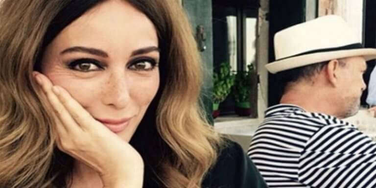 Zerrin Tekindor Yeni İmajıyla Çok Beğenildi..