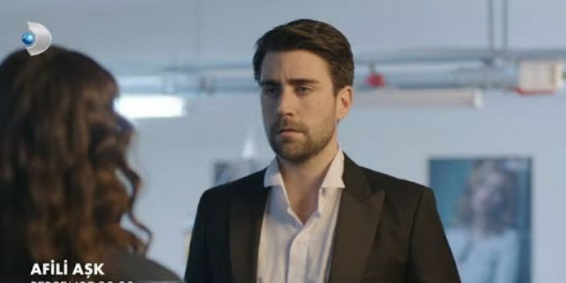 Ayşe'nin Hamileliği Herkesi Şok Ediyor