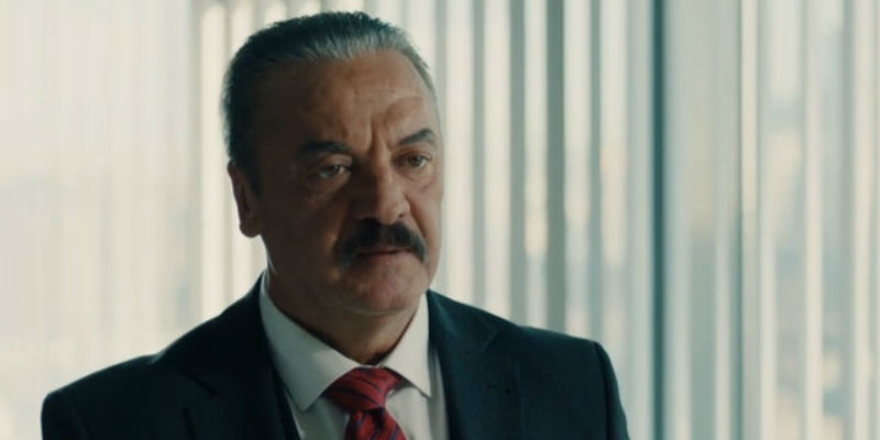 İlay'la İrfan'ı Süleyman Aynı Odada Yakalıyor