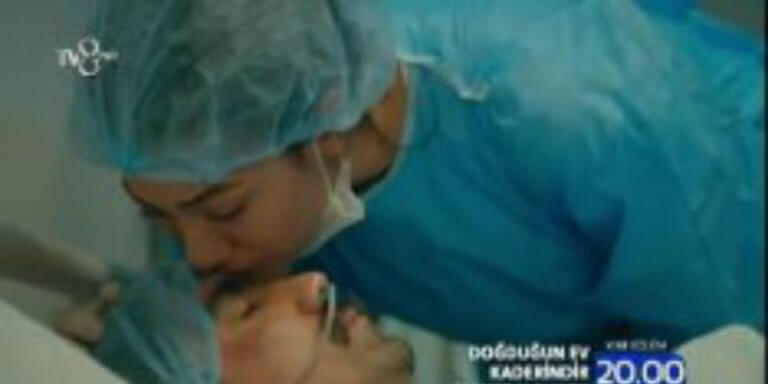 Doğduğun Ev Kaderindir 10. Bölüm 1. Fragmanı Yayında! Zeynep Mehdi İçin Gözyaşı Döküyor!