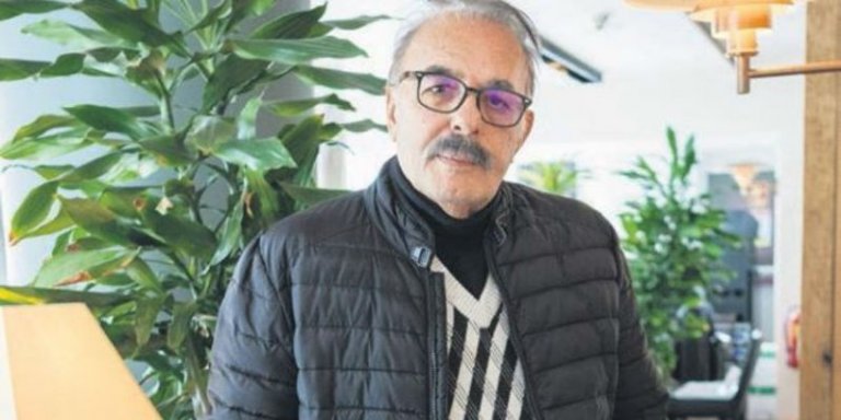 Ferdi Tayfur Oğluyla Gururlandı! “Oğlum Hiç Düşünmeden Bana Böbreğini Verdi”!