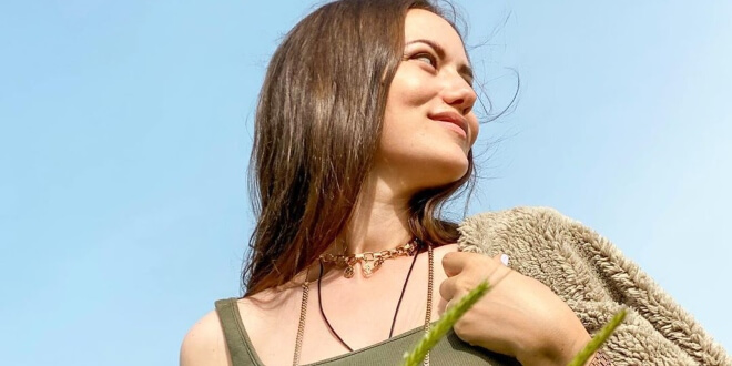 Fahriye Evcen'e Hediye Yağmuru