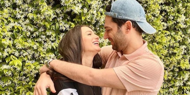 Murat Yıldırım İle Iman Elbani Bekliyor