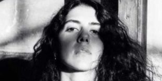 Cemre Ebüzziya Kimdir?