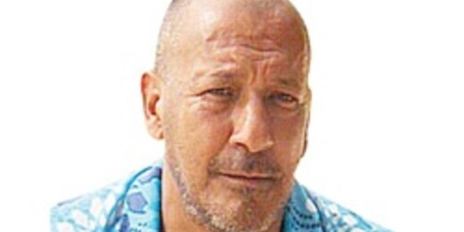 Derya Durmuşlar Kimdir?