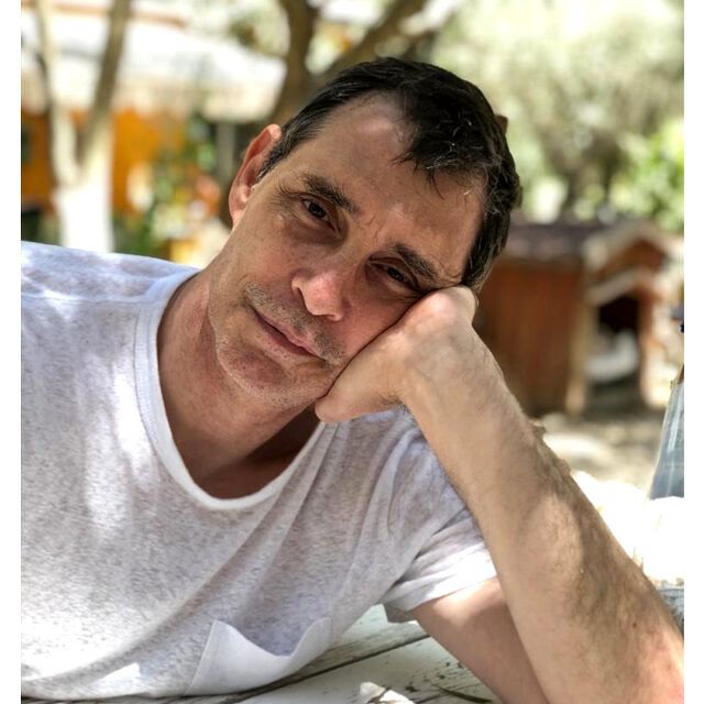 Erdal Beşikçioğlu Bambaşka Olduğu Yeni İmajı